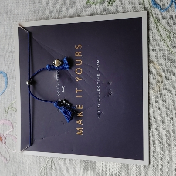 ♦️3 for $15 "M" Initial Delicate Pull Bracelet - Picture 6 of 13